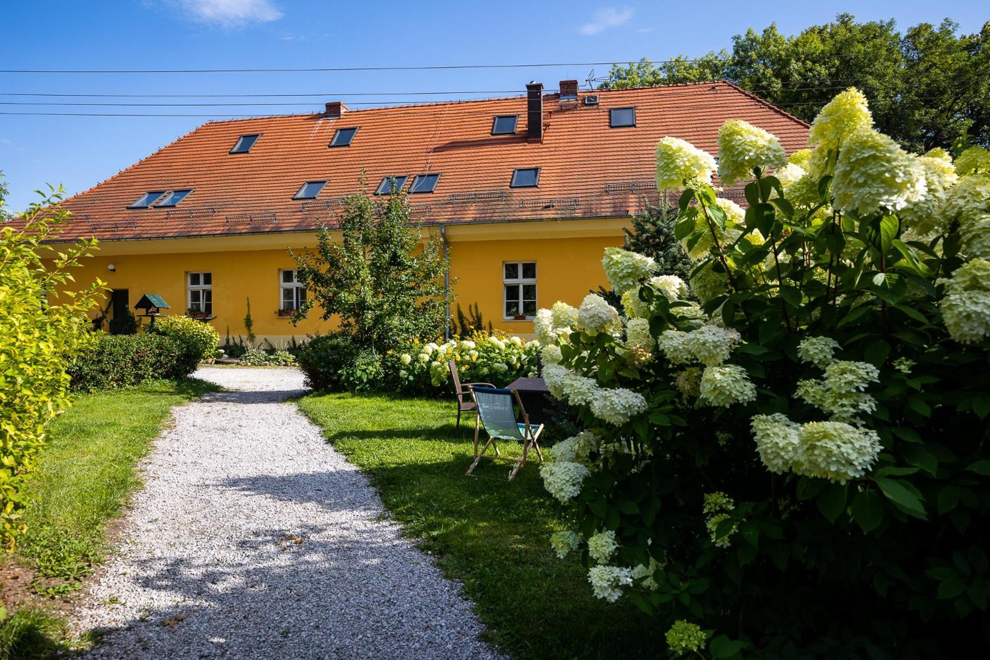 Apartamenty Ornamental Farm Bukowiec Bukowiec  Exterior foto